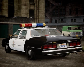 1980s Caprice & Ford LTD CV_LAPD - GTA 4