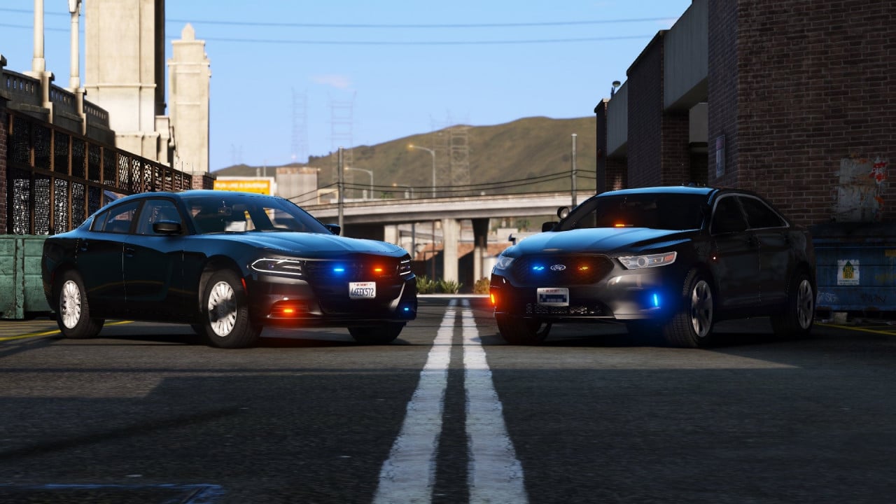 Unmarked Dodge Charger and Ford Taurus