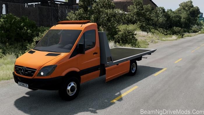 Mercedes-Benz Sprinter Tow Truck