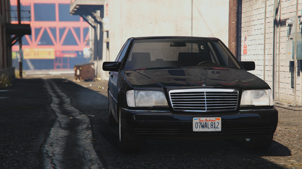 Mercedes-Benz S600 (W140)