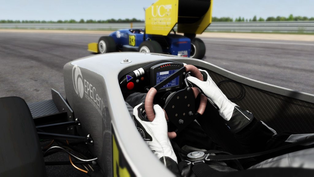 Formula Student UCM 2016 image 4