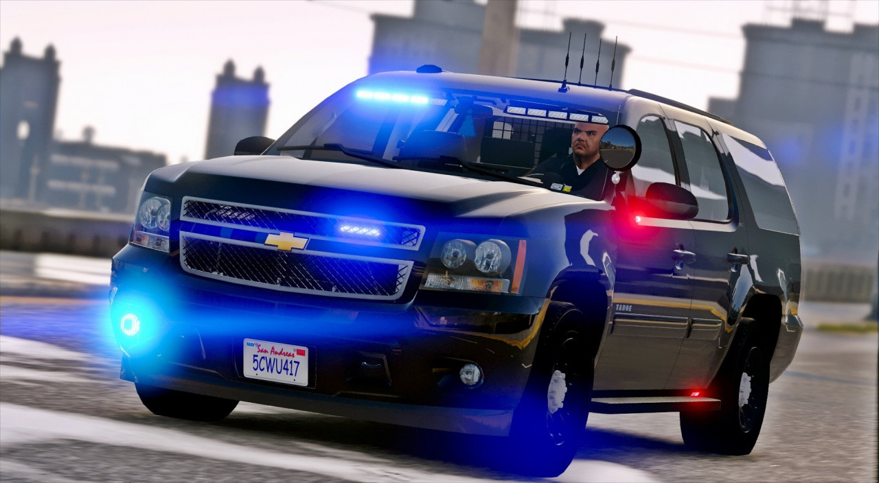 2013 Unmarked Tahoe