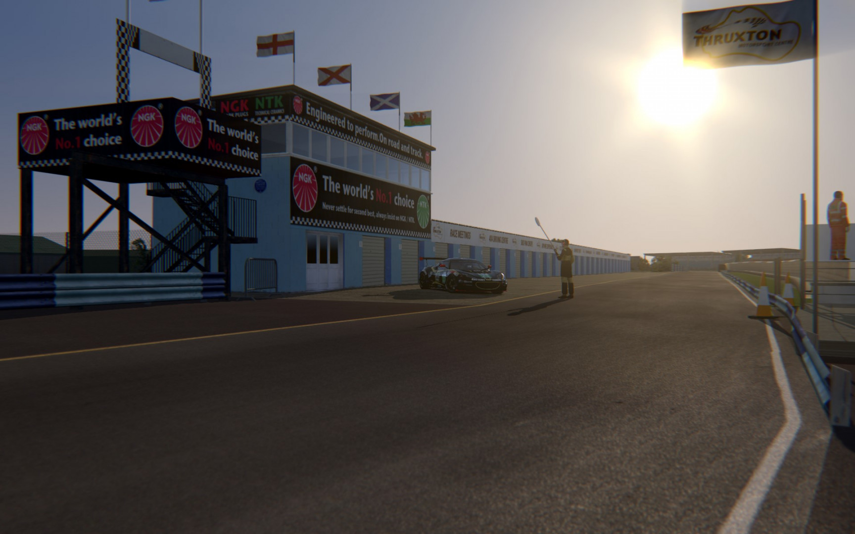 Thruxton image 7