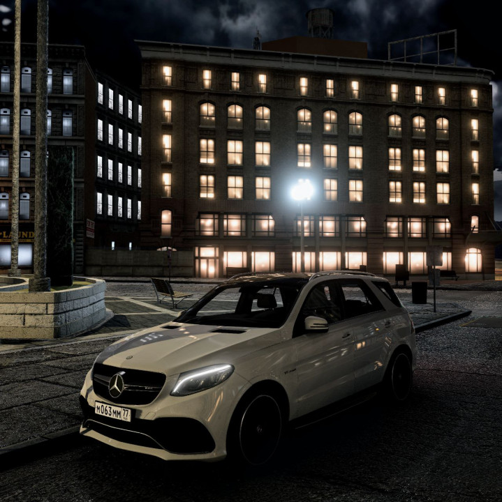Mercedes Benz GLE63 AMG