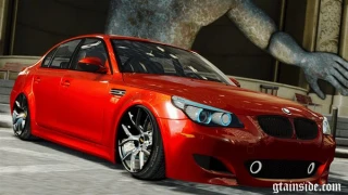 BMW M5 E60