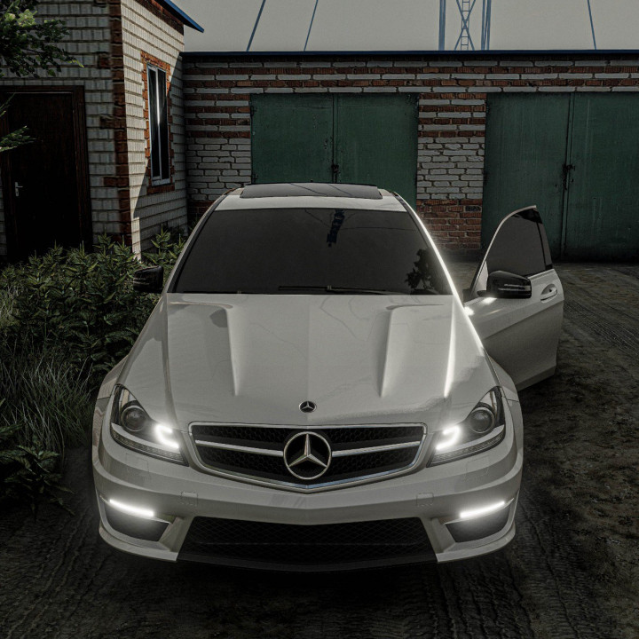 Mercedes Benz C63 W204
